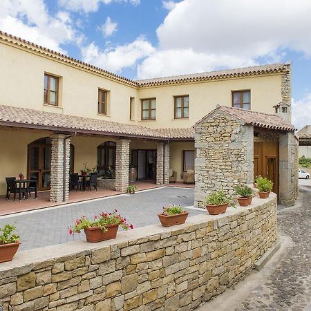 Albergo Diffuso Il Mandorlo Baressa Εξωτερικό φωτογραφία