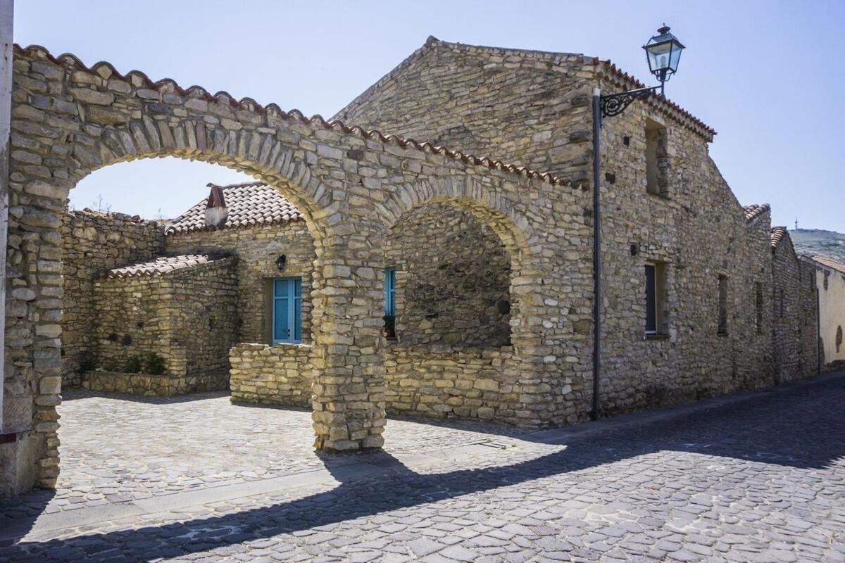 Albergo Diffuso Il Mandorlo Baressa Εξωτερικό φωτογραφία