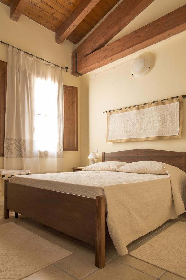 Albergo Diffuso Il Mandorlo Baressa Δωμάτιο φωτογραφία