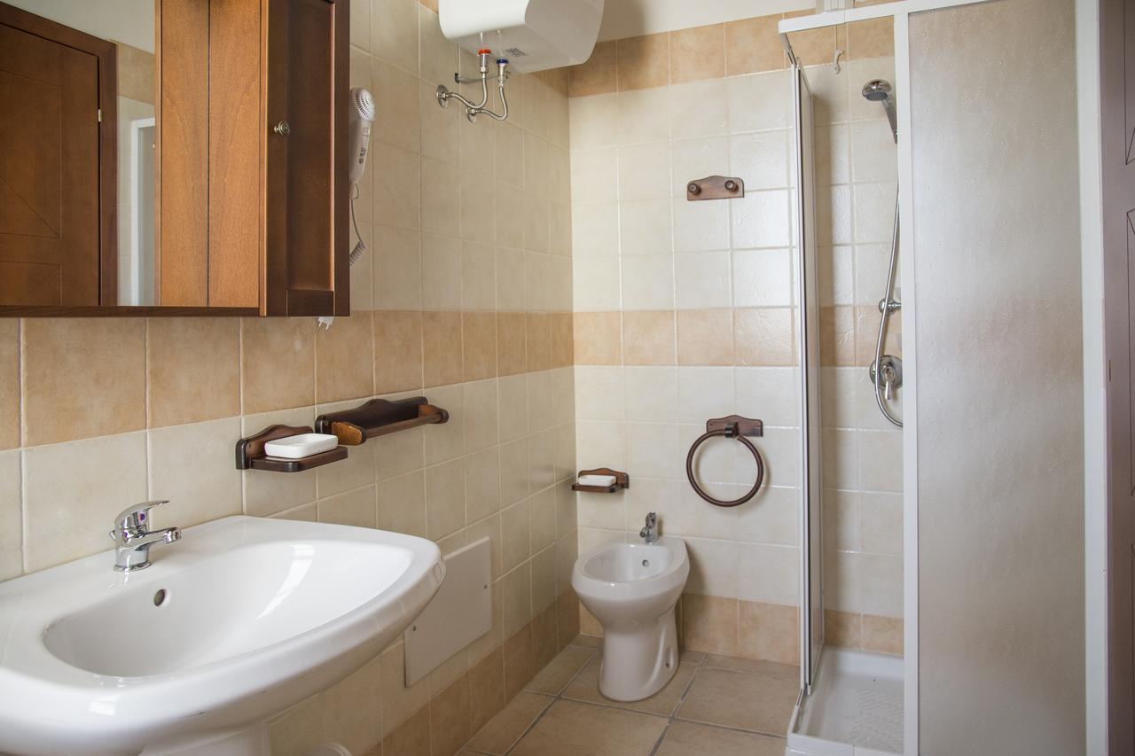 Albergo Diffuso Il Mandorlo Baressa Δωμάτιο φωτογραφία