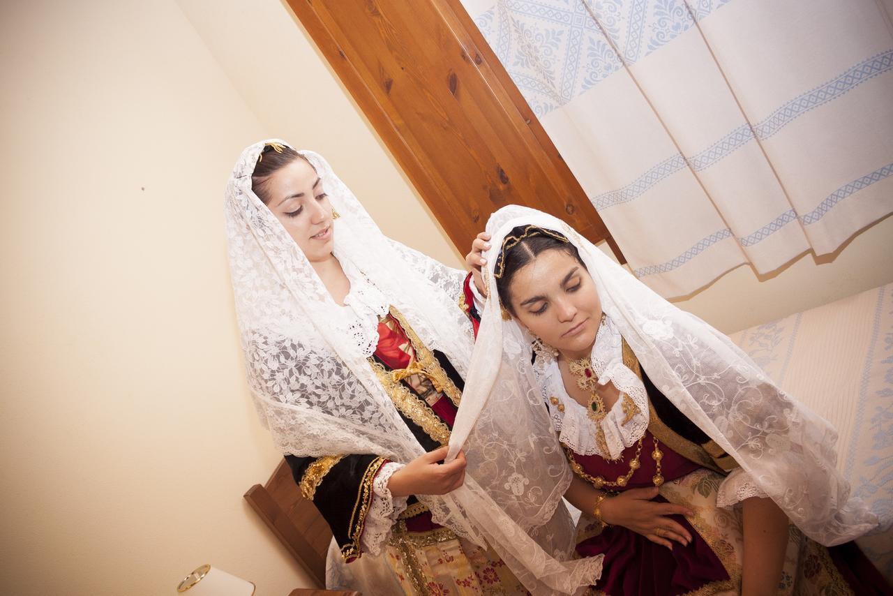 Albergo Diffuso Il Mandorlo Baressa Εξωτερικό φωτογραφία